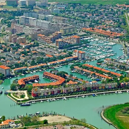 In Caorle Near Seabeach شقة *